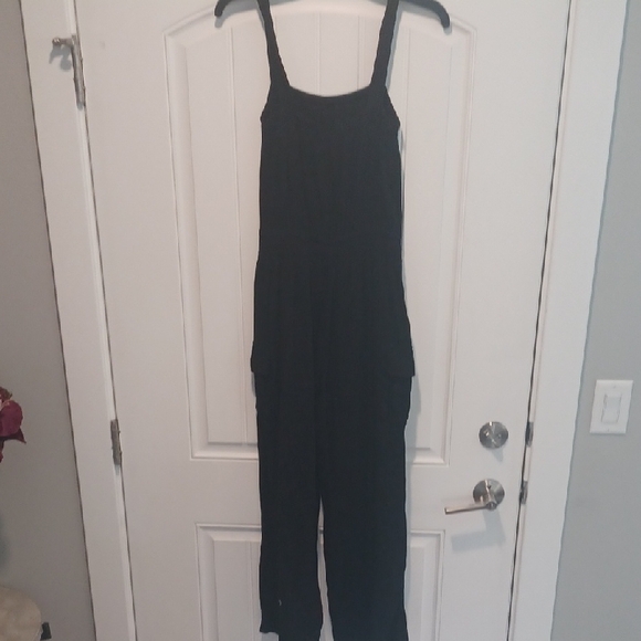 JohnPaulRichard Classic Black Jumpsuit, size petite medium - Picture 3 of 7